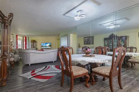 7200 Radice Court Lauderhill FL 33319