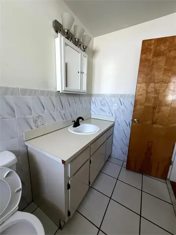 1845 NW 6th Street Miami FL 33125