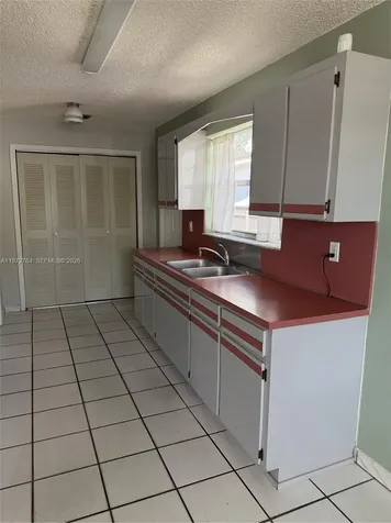 1845 NW 6th Street Miami FL 33125