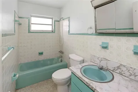 799 E 30th Street Hialeah FL 33013