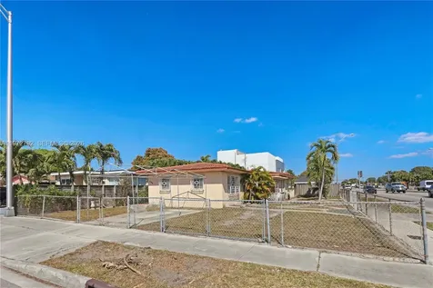 799 E 30th Street Hialeah FL 33013