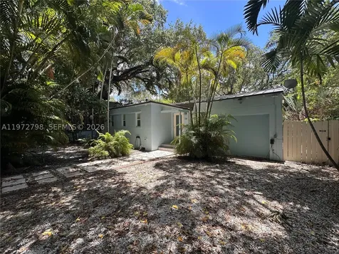 330 NE 86 Street El Portal FL 33138
