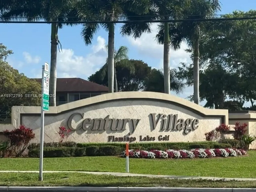 1351 SW 125th Avenue Pembroke Pines FL 33027