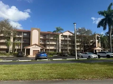 1351 SW 125th Avenue Pembroke Pines FL 33027
