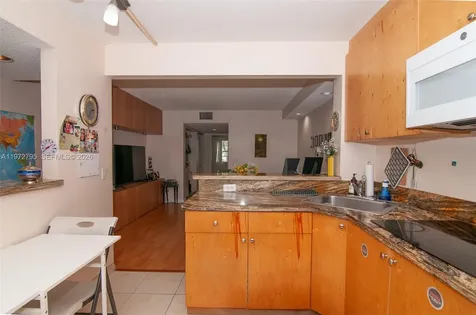 1351 SW 125th Avenue Pembroke Pines FL 33027