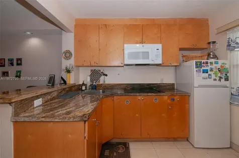 1351 SW 125th Avenue Pembroke Pines FL 33027