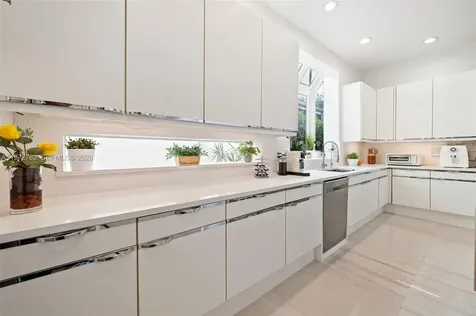 20815 NE 37th Court Aventura FL 33180