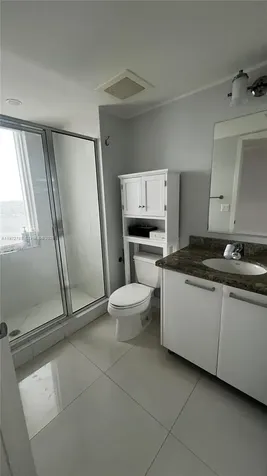 185 SW 7th Street Miami FL 33130
