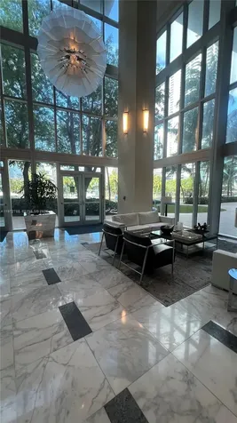 185 SW 7th Street Miami FL 33130