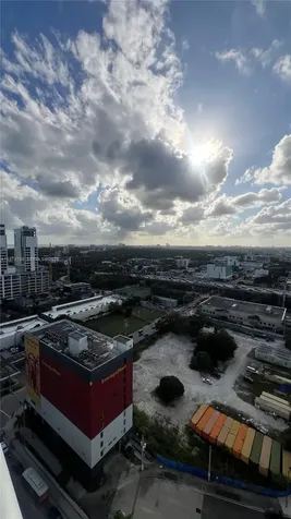 185 SW 7th Street Miami FL 33130