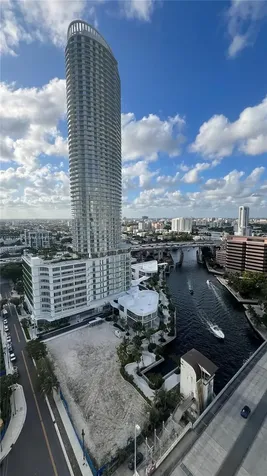 185 SW 7th Street Miami FL 33130
