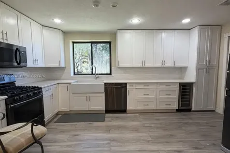6311 La Gorce Drive Miami Beach FL 33141