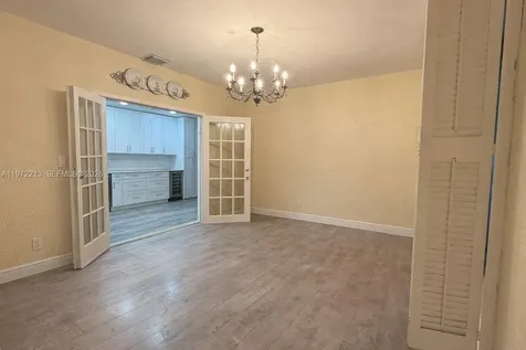 6311 La Gorce Drive Miami Beach FL 33141
