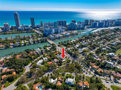 6311 La Gorce Drive Miami Beach FL 33141