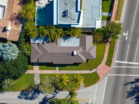 6311 La Gorce Drive Miami Beach FL 33141