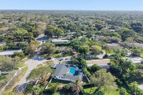 8201 SW 151st Street Palmetto Bay FL 33158