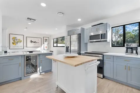 8201 SW 151st Street Palmetto Bay FL 33158