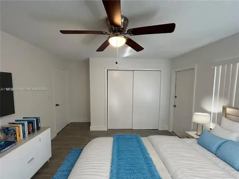 17 NE 2nd Avenue Dania Beach FL 33004