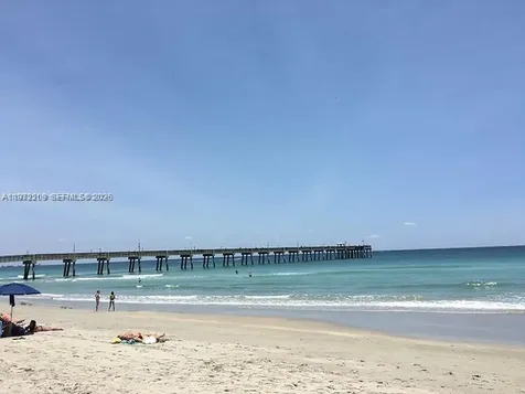 17 NE 2nd Avenue Dania Beach FL 33004