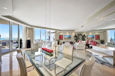 21200 Point Place Aventura FL 33180
