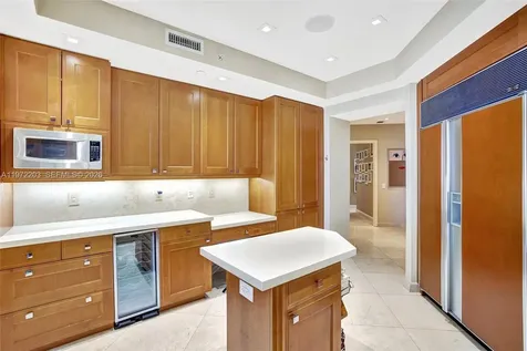 21200 Point Place Aventura FL 33180
