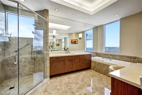 21200 Point Place Aventura FL 33180