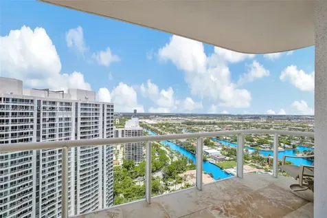 21200 Point Place Aventura FL 33180