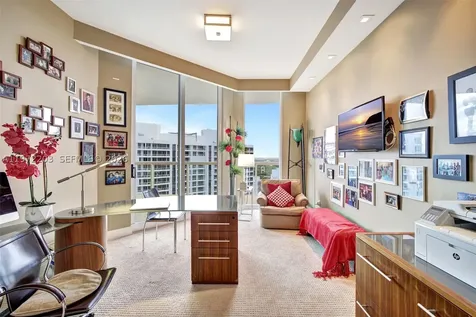 21200 Point Place Aventura FL 33180