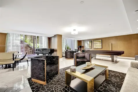 21200 Point Place Aventura FL 33180