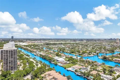 21200 Point Place Aventura FL 33180