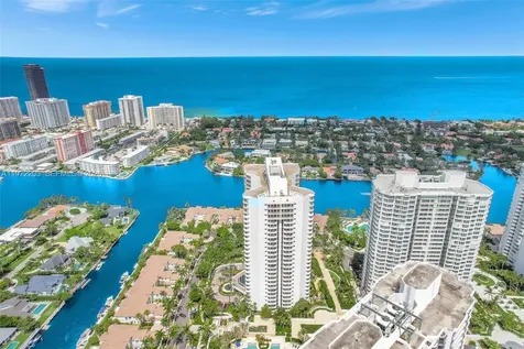 21200 Point Place Aventura FL 33180