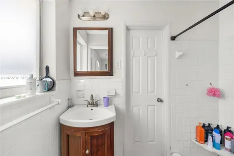 227 SW 13th Avenue Boynton Beach FL 33435