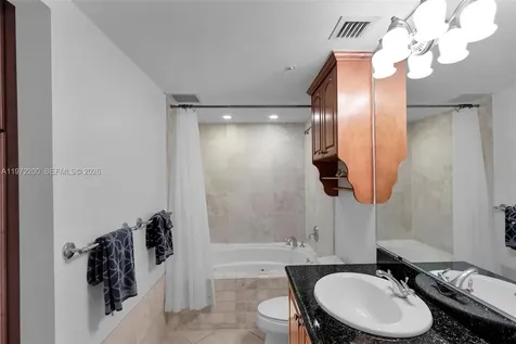 101 Gulfview Drive, Islam 101 Gulfview Drive Islamorada FL 33036