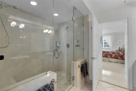 101 Gulfview Drive, Islam 101 Gulfview Drive Islamorada FL 33036