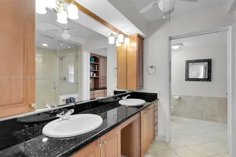 101 Gulfview Drive, Islam 101 Gulfview Drive Islamorada FL 33036