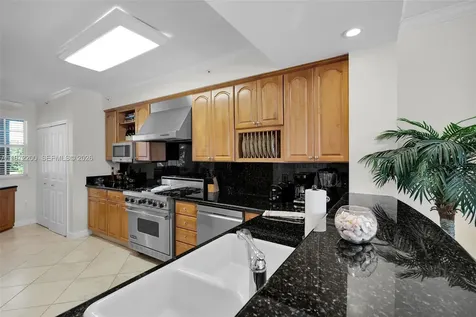 101 Gulfview Drive, Islam 101 Gulfview Drive Islamorada FL 33036