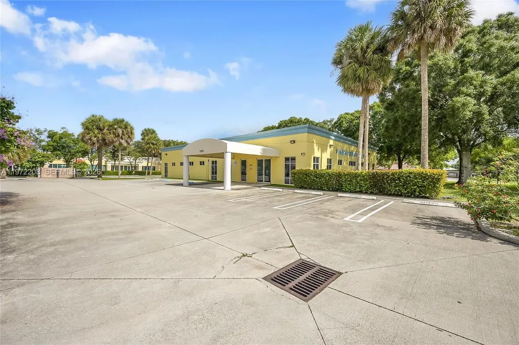 5205 Village Boulevard West Palm Beach FL 33407