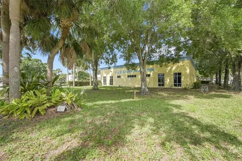 5205 Village Boulevard West Palm Beach FL 33407