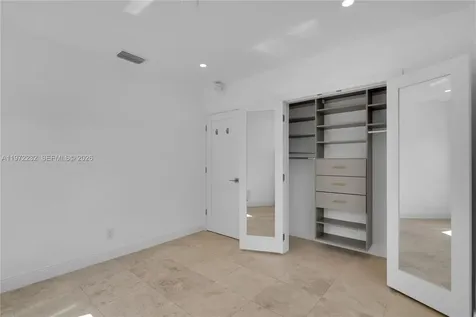 6376 SW 20th Street Miami FL 33155