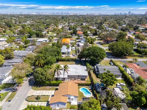6376 SW 20th Street Miami FL 33155