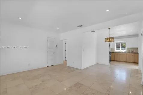 6376 SW 20th Street Miami FL 33155