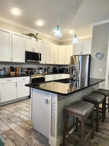 108 Oak Knolls Circle Sebring FL 33876