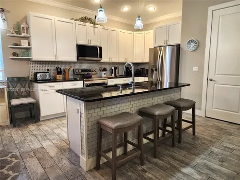 108 Oak Knolls Circle Sebring FL 33876
