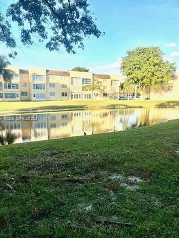 6070 NW 64th Avenue Tamarac FL 33319