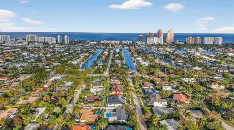 2709 NE 25th Court Fort Lauderdale FL 33305