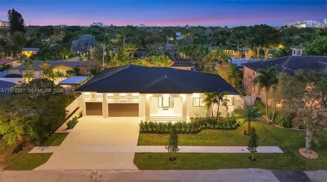 2709 NE 25th Court Fort Lauderdale FL 33305