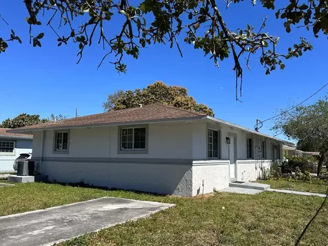 1209 NE 136th Terrace North Miami FL 33161