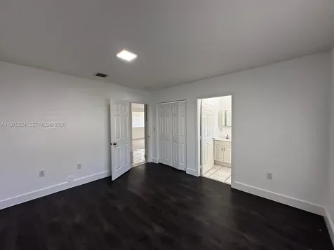 1209 NE 136th Terrace North Miami FL 33161