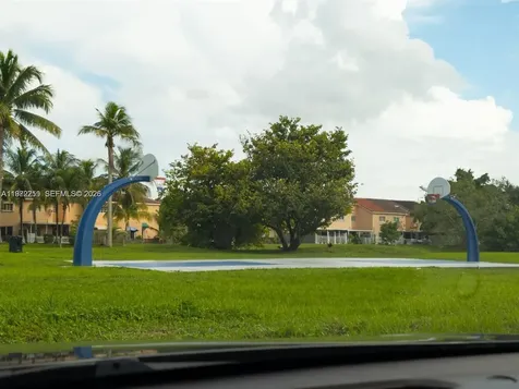 Miami FL 33185