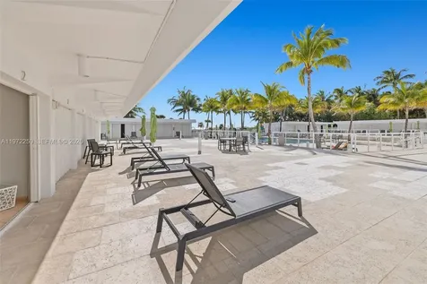4925 Collins Avenue Miami Beach FL 33140